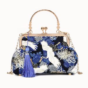 Borse Borsa con frange vintage di moda Borse a conchiglia a catena Borsa a tracolla con tracolla a spalla da donna 2021 NUOVE borse da donna Borse