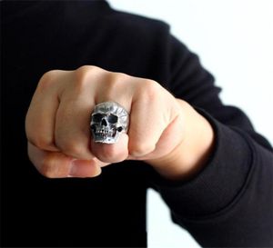 Pierścienie klastra osobowość Punk Skull 316L ze stali nierdzewnej Men039s Gothic Biker Ring Motorcycle Band Party Jewellery ACC6131411