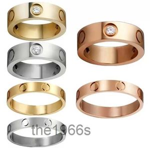 Crystal Rings Love Screw Ring Mens Classic Luxury Designer Jewelry Womens Stainless Steel Alloy Gold Plated Silver Rose Never Fade Not Allergic 456mm R PPSA