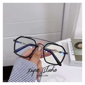 Designer ch Cross Glasses Frame Chromes Märke Solglasögon för män Kvinnor Style Myopia Male Trendy Big Eye Female Heart Luxury Högkvalitativa glasögonramar Ujlo