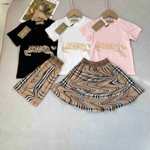 Marken-Baby-Trainingsanzug, Designer-Geschwisterset, Größe 100–150, Rundhals-Kinder-T-Shirt und karierte Shorts, Spitzenrock, 20. Dezember