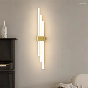 Lâmpadas de parede moderna metal acrílico longo tira quarto lâmpada de cabeceira proteção ocular flickerless estudo nórdico luzes