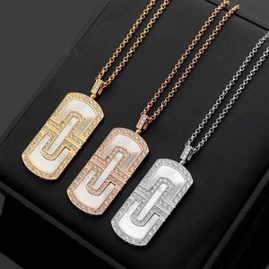 New Arrive Fashion Lady Brass Lettering 18K Plated Gold Necklace With Diamond White Mother of Pearl Pendant 3 Color211u