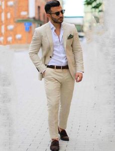 Solovedress szczyt Lapel Champagne Mężczyźni garnitury swobodne męskie mąż Blazers przystojny mężczyzna kurtka Slim Fit Groomsmen 2 sztuki Wedding Prom Tuxe6559267