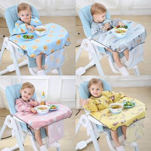 1 PC Borns Bib -bord täcker baby matstol klänning vattentät saliv handduk burp förkläde mat matning tillbehör 231229