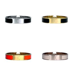 Herr- och kvinnors designer armband rostfritt stålarmband Klassiska alfabetarmband 12mm bred storlek 17/19 Partihandelsmycken