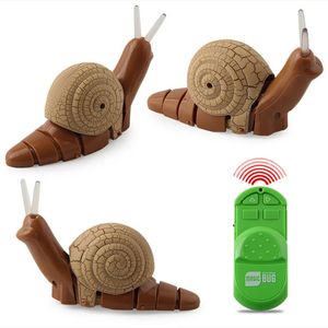 RC Electric Remote Control Toy Animal Insects Realistic Snail Vehicle Halloween Pranks Joke Kids Adult Toys Robot 231229