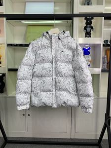 メンズのデザイナーダウンジャケット冬の綿レディースジャケットパーカコートメープル葉厚い綿パッド付きジャケットウォームコートトップスアウトウェアマルチカラーM-3xl
