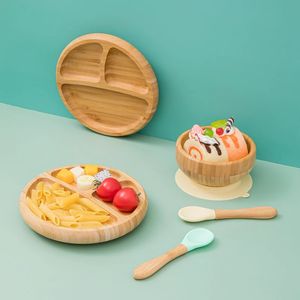 2st Baby Wood Partition Feeding Table Set Togles Soild Food Feed Spoon Dish Plate With Sug Cup Children's Stuff 231229