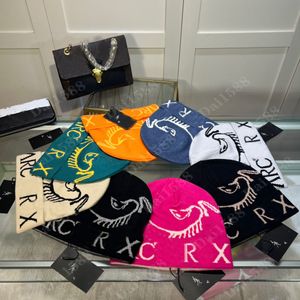 Klassiker grotto toque stickad hatt kashmir mössdesigner beanie hatt kvinnliga män mössliga fashionabla stickade hatt forntida fågellogo