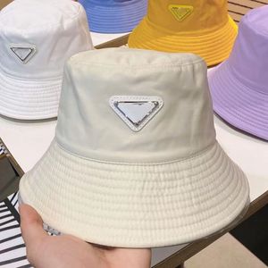 New Gentleman Cap 최고 품질의 남자와 여자의 일요일 모자 남성 버킷 모자 모자 Cappello 디자이너 모자를위한 보호 적합한 23001