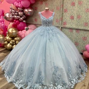 Himmelblaue Prinzessin Quinceanera-Kleider mit V-Ausschnitt, Applikation, Spitze, Tull, Rüschen, Kapellenzug, Korsett, Abendkleid für 15 Jahre