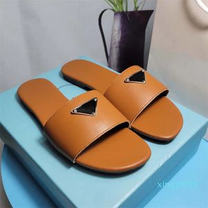 Hausschuhe Sommer Luxus Slide für Frauen Leder Loafer Damen Mode Sandale Sommer Designer Flip Flops Slipper Mode echtes Leder Slides Metallkette Damen