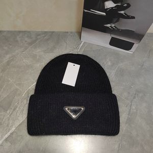 Designer HATS for Men Caps Projektanci projektanci Kobiety Cappello i swobodna moda nowa dżentelmen czapka najwyższej jakości mężczyzn i 23001