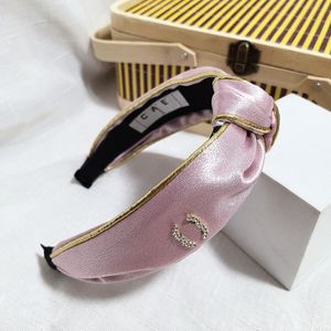 Classic Logo Women Wide Edge Headband Korean Style Women Headband Brand Designer Hair Jewelry Autumn Winter Gift Hair Accessories