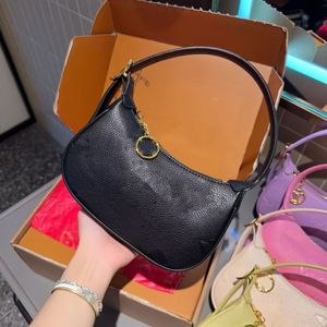 Tasarımcılar çanta kadın lüks mini yarım ay omuz çantası moda çantaları bayan gerçek deri altı çanta kabartmalı çiçek mektubu çantalar pochette crossbody cüzdan