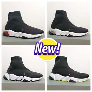 Casual Shoes Designer Speeds 2.0 V2 Platforma Sneakers Men Kobiet Tripler-S Paris Socks Boots Brand Light Ruby Walking Sports Graffiti