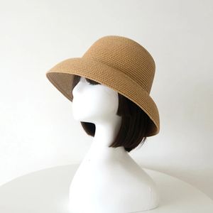 Luna Dolphin Women Summer Sun Fisherman Hat Japanese Small Eaves Beach Hepburn Style Camel Holiday Red Fold Temperament Flat Cap 231229