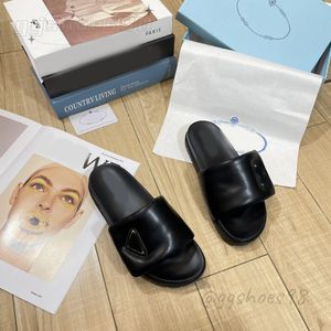 Designerskie letnie kapcie luksusowe marki obcasy sandałowe szczotkowe szczotkowane skórzane pompki sningbacka czarne białe patent skóry
