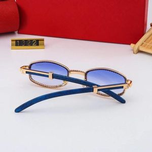 Nuovi occhiali da sole C Occhiali da donna firmati per uomo Diamante Taglio micro-pavimentato Montatura piccola ovale Unico metallo dorato in legno Shooting Bonnie Sunglass2