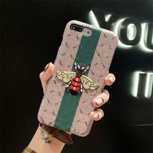 Lyxtelefonfodral för iPhone 15 Pro Max 15p 14 13 12 11 XR 14Plus Shell Fashion Leather Back Cover Designer Brodery Snake Bee Tiger Metal Letter Leather Wallet Case