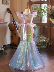 Princess Rainbow Flower Girl Dresses 2024 Blingbling Sequined Söt Juvenhals Big Bow Sash Appliced ​​Ruffles sjöjungfru