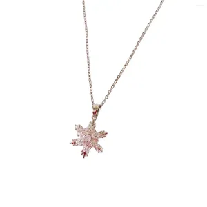 Collane con ciondolo Collana di fiocchi di neve bianchi scintillanti alla moda delicata per le donne Regali eleganti di gioielli per feste di nozze di lusso