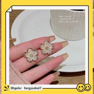 2024 Designer 925 silver needle South Korea's shiny delicate diamond snowflake earrings female fashion exaggerated geometric earrings factory 13K6