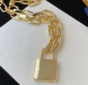 Christmas Gifts Gold Lock Chain Bracelets Necklace Set Wedding Jewelry Simple Letter Pendant Luxury Fashion Jewelry CHG2312307-12