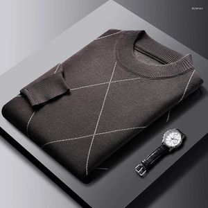 Maglioni da uomo 2023 Autunno e Inverno Diamond Line Pullover moda casual lavorato a maglia caldo elastico per la cura della pelle