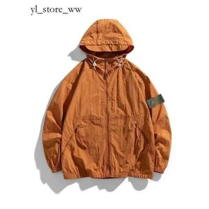 Stones Island Мужская дизайнерская куртка Stones Island Ветрозащитная модная куртка с капюшоном Пальто Флисовое теплое пальто Одежда Stone Jacket 1881