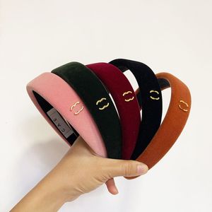 Vintage Womens Hair Jewelry Designer Style Red Headband Women High Quality Charm Hair Clip Autumn Winter New Gifts Indoor Headband