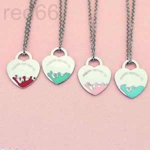 Pendant Necklaces designer Heart Necklace CH Womens One Set of Packaging Stainless 19mm Blue Pink Green Red Couple Jewelry on the Neck Valentine 53K1