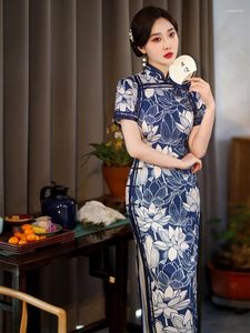 Etniska kläder Yourqipao Summer Silk Blue Cheongsam Catwalk Banquet Retro Elegant Qipao Chinese Traditional Style Evening Dress for Women