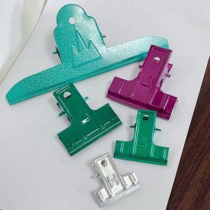 Mountain clip, iron clip, office culture and education, easy to use, smooth and smooth, diverse colors, models, manufacturers direct sales