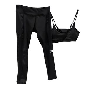 Lyxvarumärke svart bh -byxor bokstav kvinnor gym leggings casual två bit set sumemr sexig yoga bh kör fitness slitage