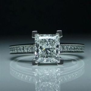 Storlek 4-11 Princess Cut 1CT TOPAZ Luxury Jewelry Simulated Diamond Gemstones Wedding Engagement Band Finger Rings for Women LO252U