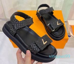 Bayan Tasarımcı Sandal Geniş Düz Sandalet Platformu Siders Sandales çıplak Sandles Ayakkabı Klasik
