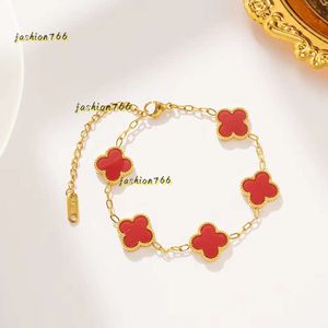 Bangle Fashion Jewelry Designer New Four-leaf Female South Simple Ins Five-flower Fritillary Luck Clover Bracelet Girl Gift Wholesale