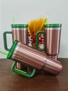 مع شعار 40 أوقية القدح بهلوان مع مقبض معزول Tumblers Lids Straw Straw Stainste Coffee Termos Cup JLK 40oz من الجيل الثاني