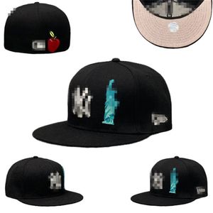 Novo Chapéu Equipado Homens Mulheres Designer Bonés De Beisebol Carta Hip Hop Esporte Completa Fechado Flat Cap Bordado Chapeau Stitch Coração Hustle Flores S-5