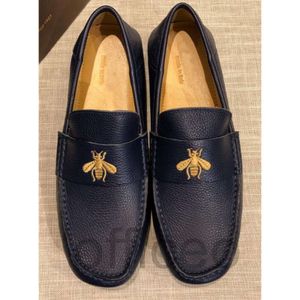 Bästa nya män loafers slip-on gentleman modeklänning drive moccasin-gommino bi skor storlek 38-46