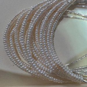 Hochwertiges Armband aus 925er-Sterlingsilber mit natürlichen Süßwasserperlen