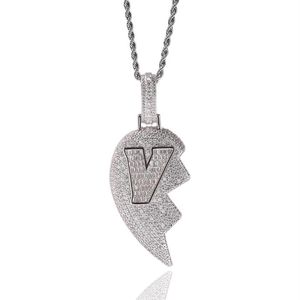 Iced Out Broken Heart Pendant Necklace Mens Womens Fashion Hip Hop V Letter Gold Halsband smycken316s