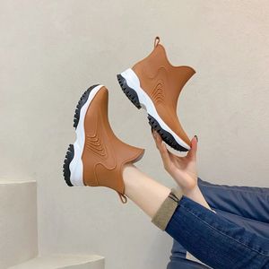 Rain Boots For Women Platform Shoes Kitchen Garden Waterproof Work Rain Boots Fashion Non-Slip Thicken Rain Boots Botas de Mujer 231229