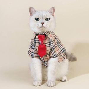 犬のアパレルペット服のシャツTシャツの夏の帽子と犬用のネクタイ猫の猫
