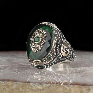 Fedi nuziali Vintage Grande anello per uomo Argento antico Colore intarsiato Blu Agata verde Pietra Punk Motor Biker Taglia 11 12 13273d