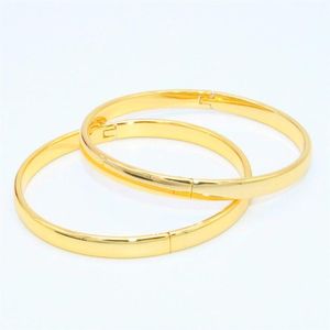 2 stycken vanlig slät armband 18k gul guld fylld enkel stil kvinnor flickor klassiska armband armband öppnande dia 6cm260w