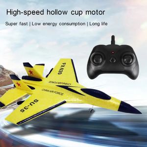 24G Glider RC Drone Flankere SU35 Fixat vinge Airplane Fjärrkontroll Elektrisk med LED Outdoor Toys Plan 231229