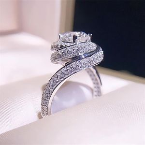 Boyut 5-10 Choucong Marka Lüks Takı 925 Sterlling Gümüş Yuvarlak Kesilmiş Beyaz Topaz CZ Diamond Women Düğün Çapraz Band Ring Lov240L